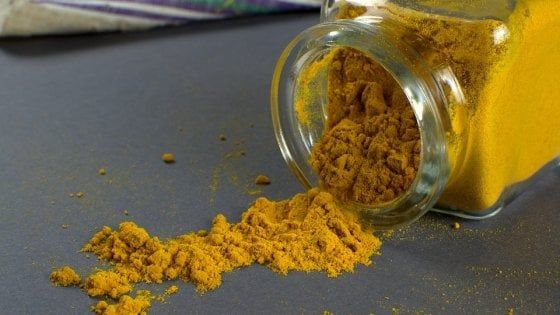  Iss segnala casi di epatite associati a integratori alla curcuma