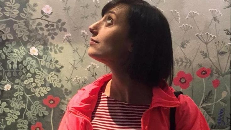 Morta Valentina Falco, creatrice della pagina La donna a caso: “Ti ricorderemo con nome e cognome”