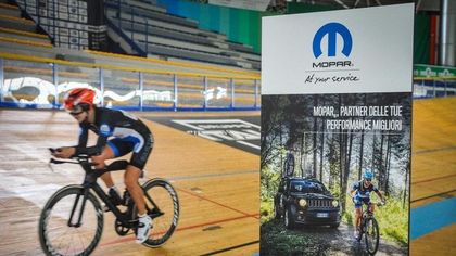 L'atleta pluripremiata di ciclismo Elena Novikova, testimonial degli accessori originali Mopar