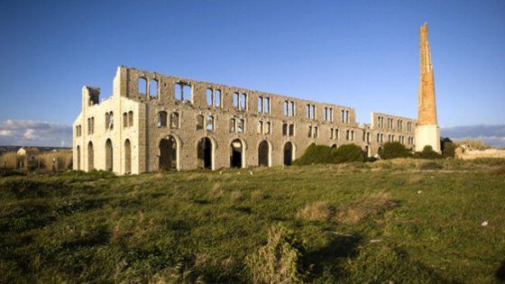 Scicli, sigilli alla "cattedrale sul mare": indagati i 21 proprietari
