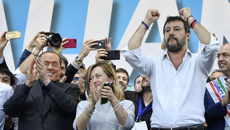 Salvini lancia la sfida da San Giovanni: “Vinciamo le regionali e mandiamo a casa il governo”