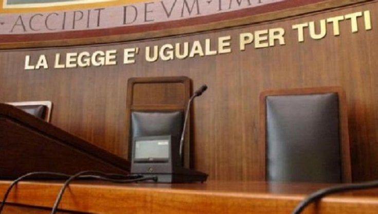 Torino, trans a processo. Avrebbe raggirato un uomo solo e depresso portandogli via 55 mila euro 