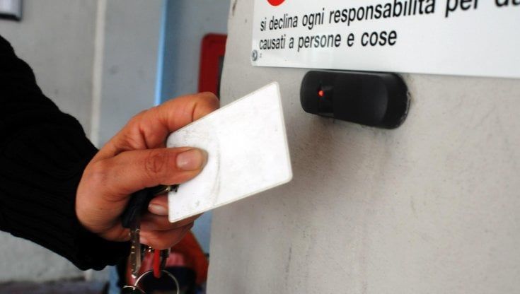 Torino, usciva dall'ospedale per fare il secondo lavoro negli studi privati: condannata "furbetta del cartellino"