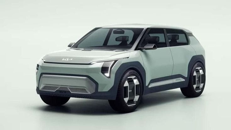 Kia la svolta elettrica: entro il 2027 in arrivo 15 modelli con la spina