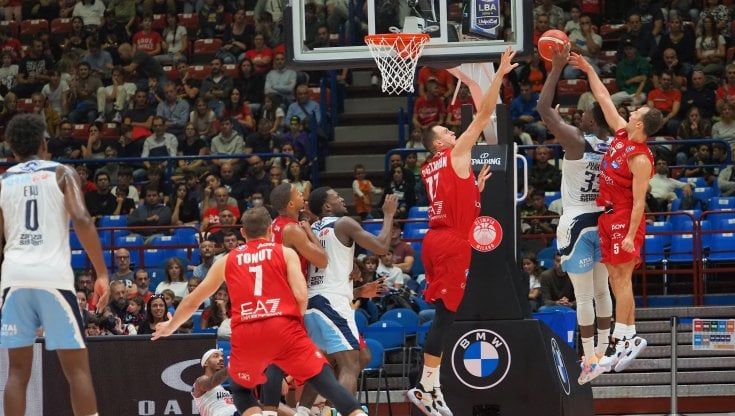 Basket: Hall salva Milano contro Brindisi, Sassari cade a Treviso