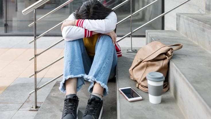 Valentina, vittima di cyberbullismo racconta la sua storia