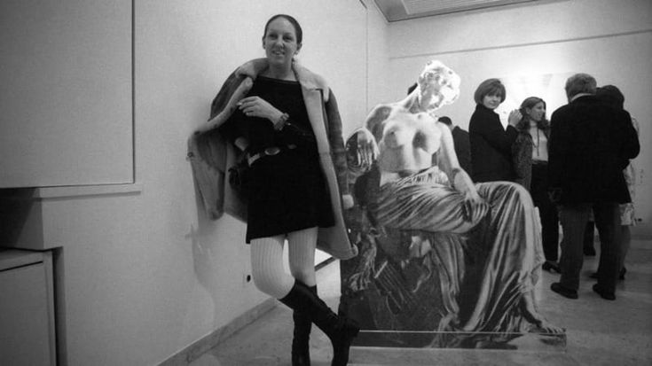 “My mother, Carla Lonzi, who always loved me, even when she ran away”