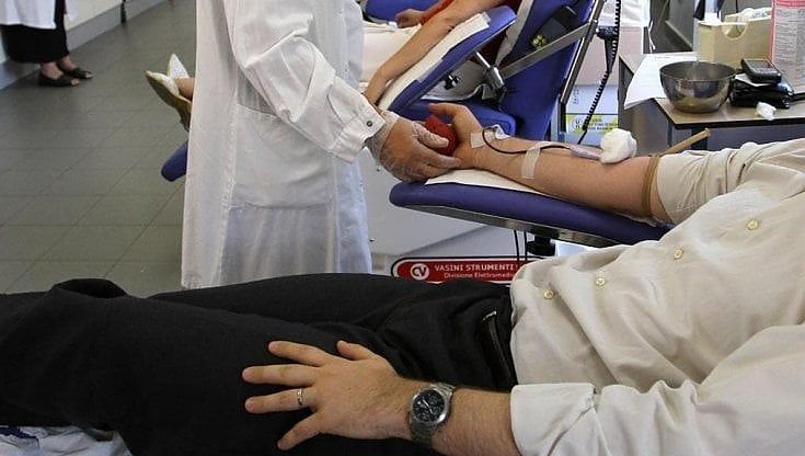 Salute, a Bari due giorni dedicati a donazione e prevenzione: "Ci prepariamo alla carenza estiva di sangue"