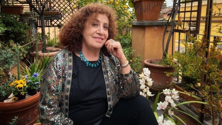 Athina Cenci, il ritorno al cinema. "I fiori, i tartufi, la poesia: ogni giorno ricomincio daccapo"