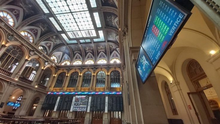 Le Borse di oggi, 10 agosto. A picco la fiducia tedesca, listini Ue in cauto rialzo