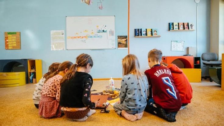 Disabili in scuole separate se l’Afd prende il potere: “È la tomba dell’inclusività”