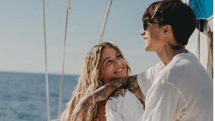 “Ultimo diventerà papà”, Jacqueline sarebbe incinta di un maschietto