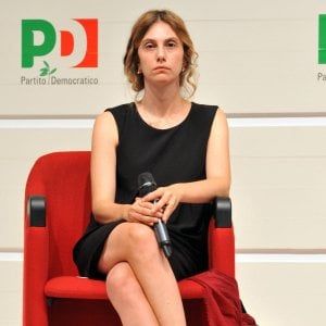 Festival del lavoro, Madia: "Presto convocazione sul contratto". Studio: "Alle madri con reddito basso conviene stare a casa"