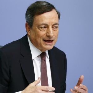 Bce, tassi invariati nella riunione di Vienna. Timidi miglioramenti per Pil e prezzi