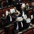 Legittima difesa, l'indignazione sui social: 