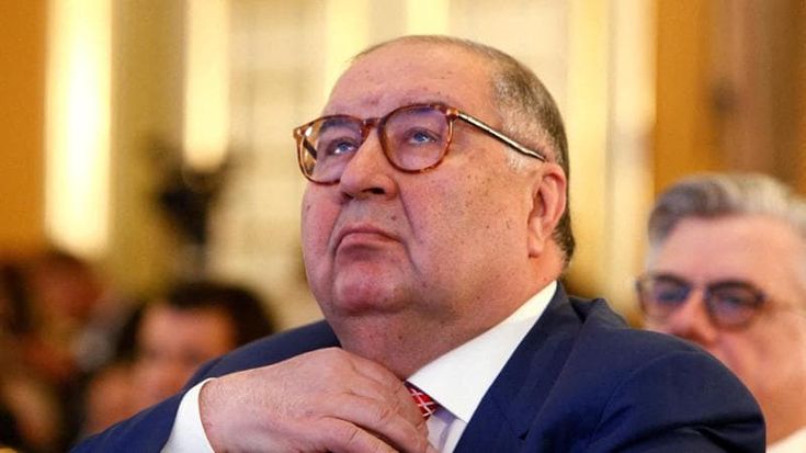 Ue, via le sanzioni a due oligarchi russi. Kiev: “Vergognoso e ingiustificabile”