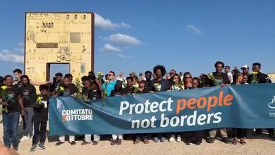 Lampedusa, marcia per le vittime del naufragio del 3 ottobre 2013: "Questo mare torni a essere vita"