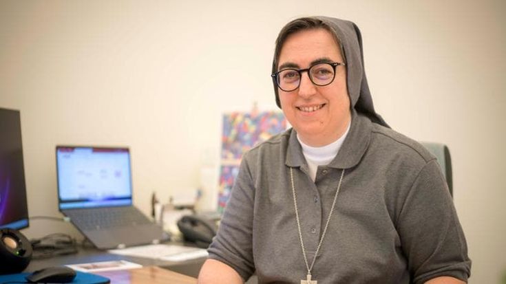 Il Papa nomina un’altra donna capo dicastero, la suora economista Smerilli responsabile del sociale