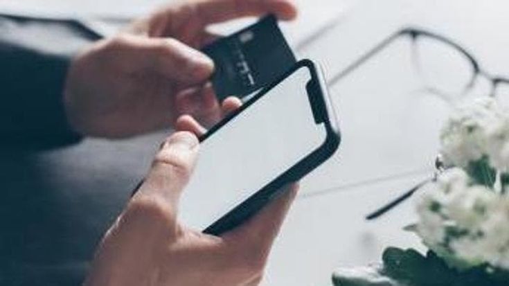 Pagamenti digitali: l’Italia avanza. Valgono il 40% dei consumi a quota 444 miliardi