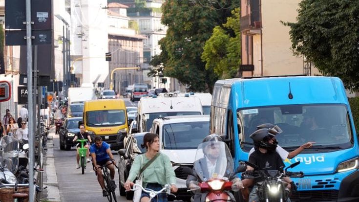 Metrò, ciclabili, sharing: Milano capofila in Italia, ma resta dietro in Europa