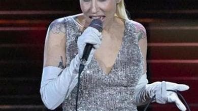 Malika Ayane: 'Vivo a Berlino, lì nessuno si gira se esco indossando piume'