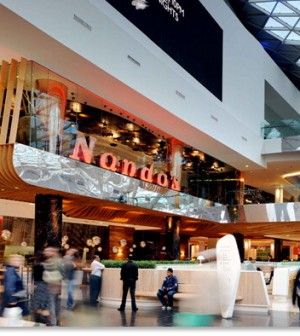 Pizzerie, abbigliamento e catene di elettronica.Si estende la lotta all'elusione della Corona