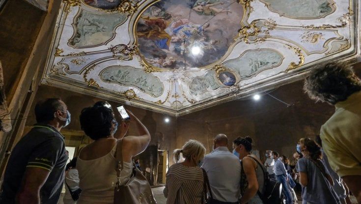 Manon, il teatro e le visite: guida al venerdì
