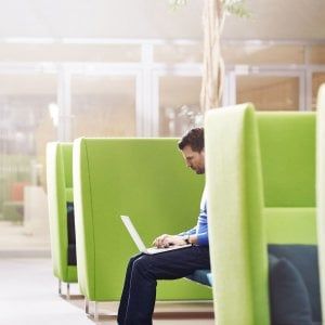 Internet in vacanza: ma quanto mi costa? Ecco le tariffe migliori senza abbonamenti