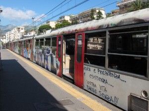 Caos trasporti, treni della Circum fermi, protestano i lavoratori
