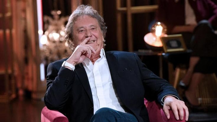 Enzo Iacchetti: “Da Striscia alla Striscia, la mia metamorfosi”