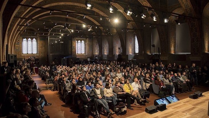 Covid, annullato il festival di giornalismo di Perugia