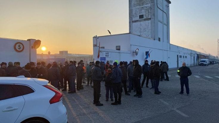 Berco, tornano gli scioperi davanti alla fabbrica. “L’azienda cancella l’integrativo, è un ricatto”
