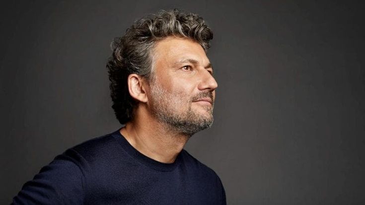 Jonas Kaufmann “Ho chiesto il San Carlo per cantare le emozioni del grande cinema”