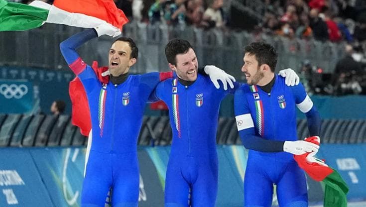 Ghiotto, Giovannini e Malfatti: Italia oro nell’inseguimento a squadre di pattinaggio velocità