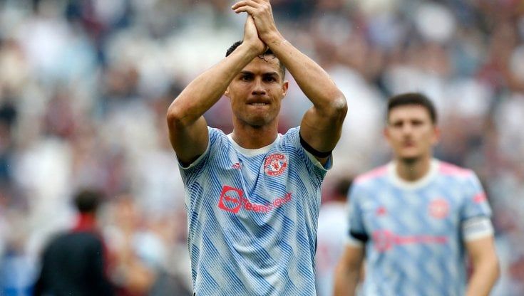 Forbes, Ronaldo supera Messi: è il calciatore più pagato al mondo