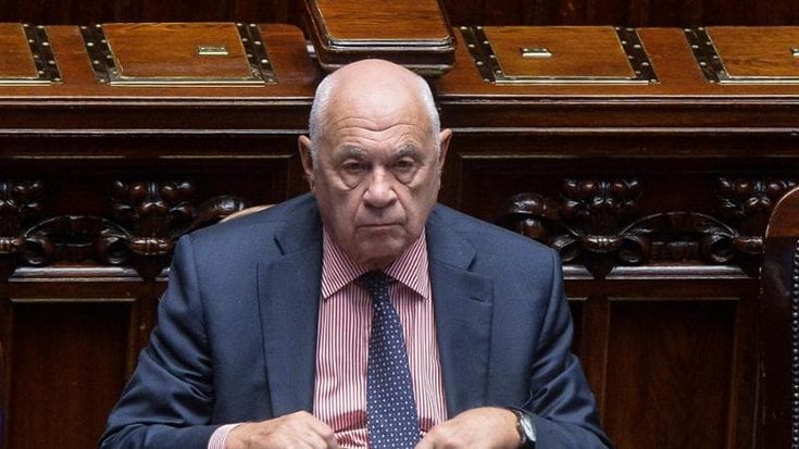 Abuso d’ufficio e intercettazioni, blitz per accelerare il ddl Nordio violando la sessione di bilancio. Il Pd insorge