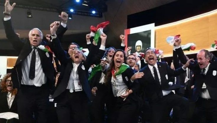 Olimpiadi Milano Cortina, il sindaco Sala vola a Pechino per la bandiera: "Con i Giochi la città ripartirà"