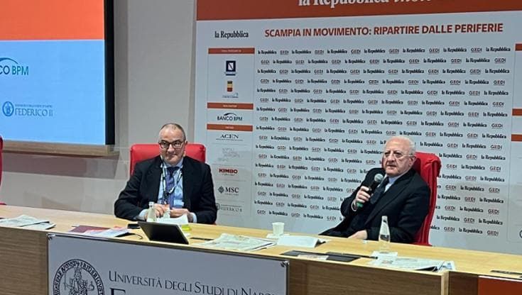 De Luca a Scampia: “Il modello Caivano è propaganda: noi lavoriamo”