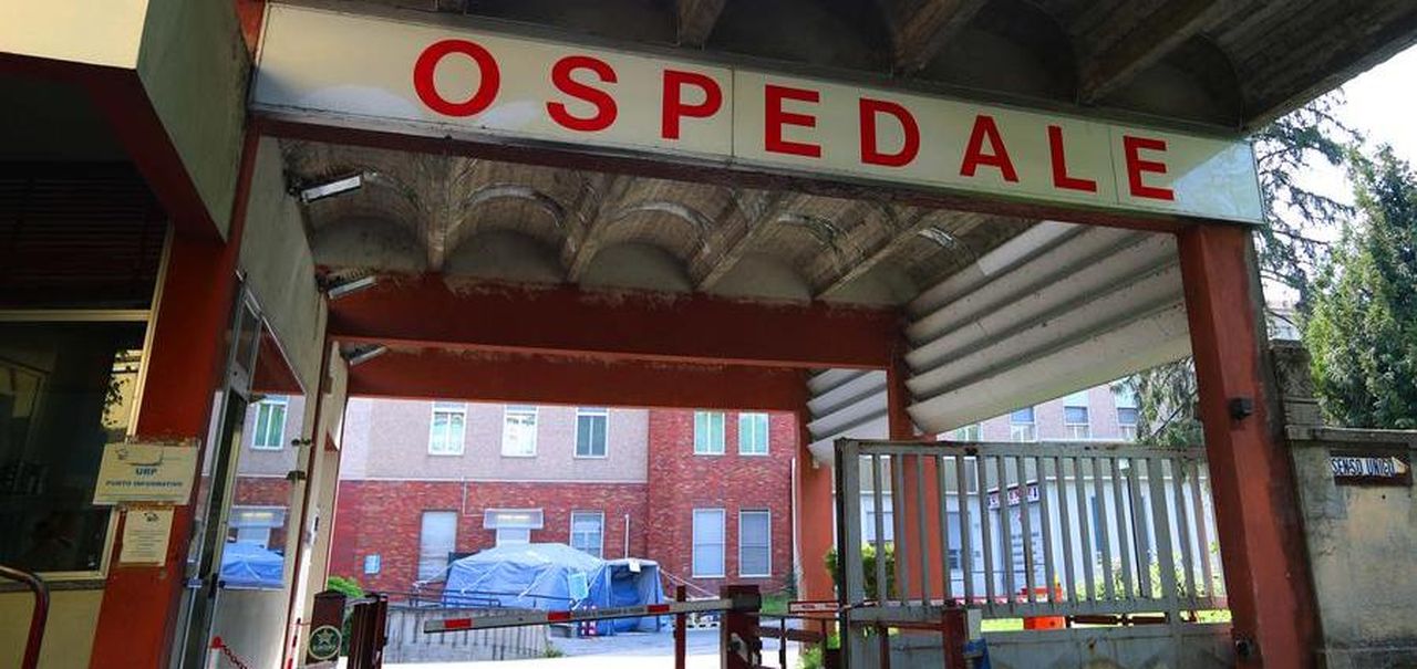 gli operatori sanitari a tortona per
