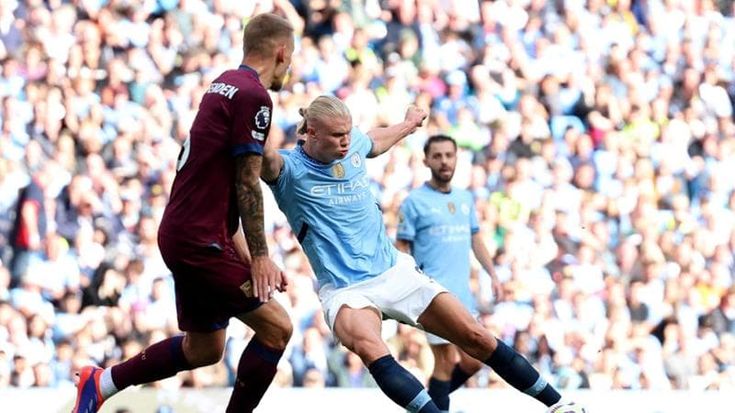 Premier: tripletta di Haaland, poker del Manchester City. Vince anche l'Arsenal