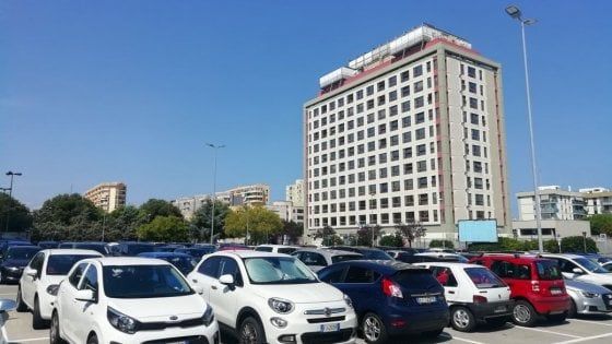 Bari, auto dei magistrati su posti polizia giudiziaria, fioccano multe. Anm: "Valutiamo ricorso"