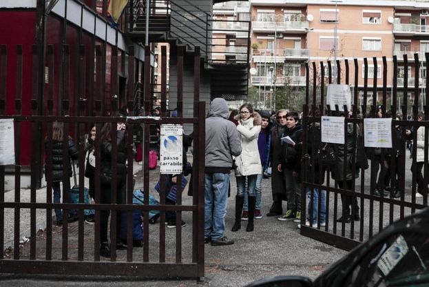 Roma, le scuole evacuate da nord a sud della Capitale