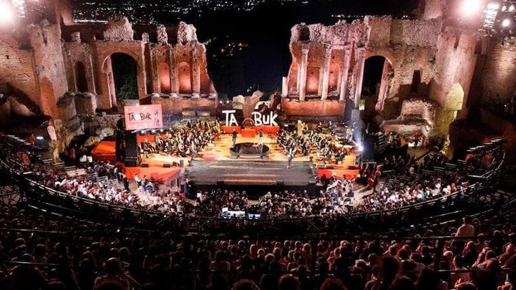 Taobuk, si parte la Sicilia racconta lo Stretto e due artiste