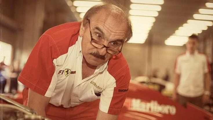 Ferrari a lutto, addio a Pietro Corradini meccanico di Lauda, Villeneuve e Schumi. Montezemolo: “Ferrarista vero”. C’è anche nel film di Mann