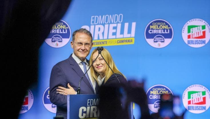 Condono in manovra, bufera sul governo. “È un voto di scambio”