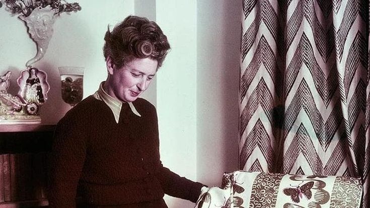 Miss Marx, la designer che trasformò con allegria la metropolitana di Londra