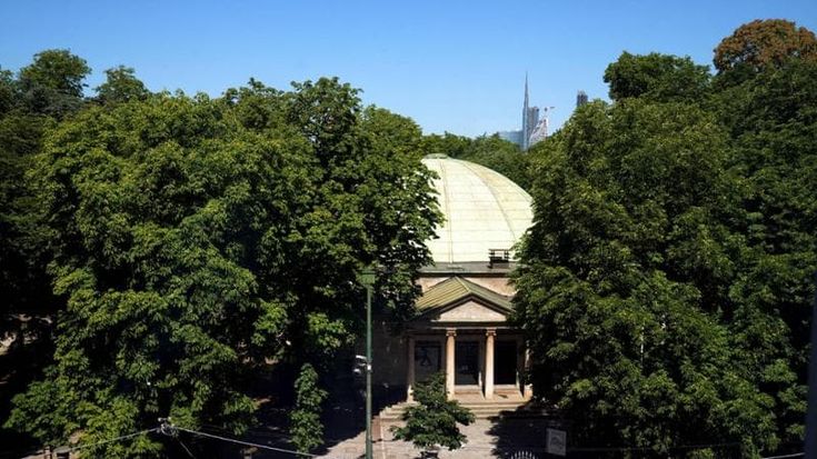 A Milano riaprono altri tre parchi a quasi un mese dalla tempesta: tornano visitabili il Planetario e il Museo di Storia Naturale