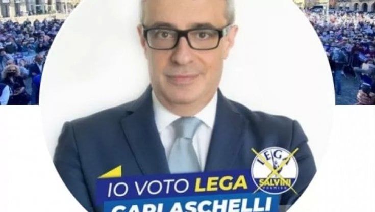 Voghera, Adriatici indagato per omicidio entra in Tribunale come avvocato: ha difeso per diffamazione ex consigliere Fi